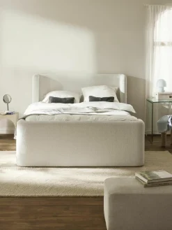 Bouclé boxspring bed Perla^Westwing Collection Online