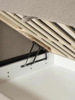 Bouclé boxspring bed Perla met opbergruimte^Westwing Collection Clearance
