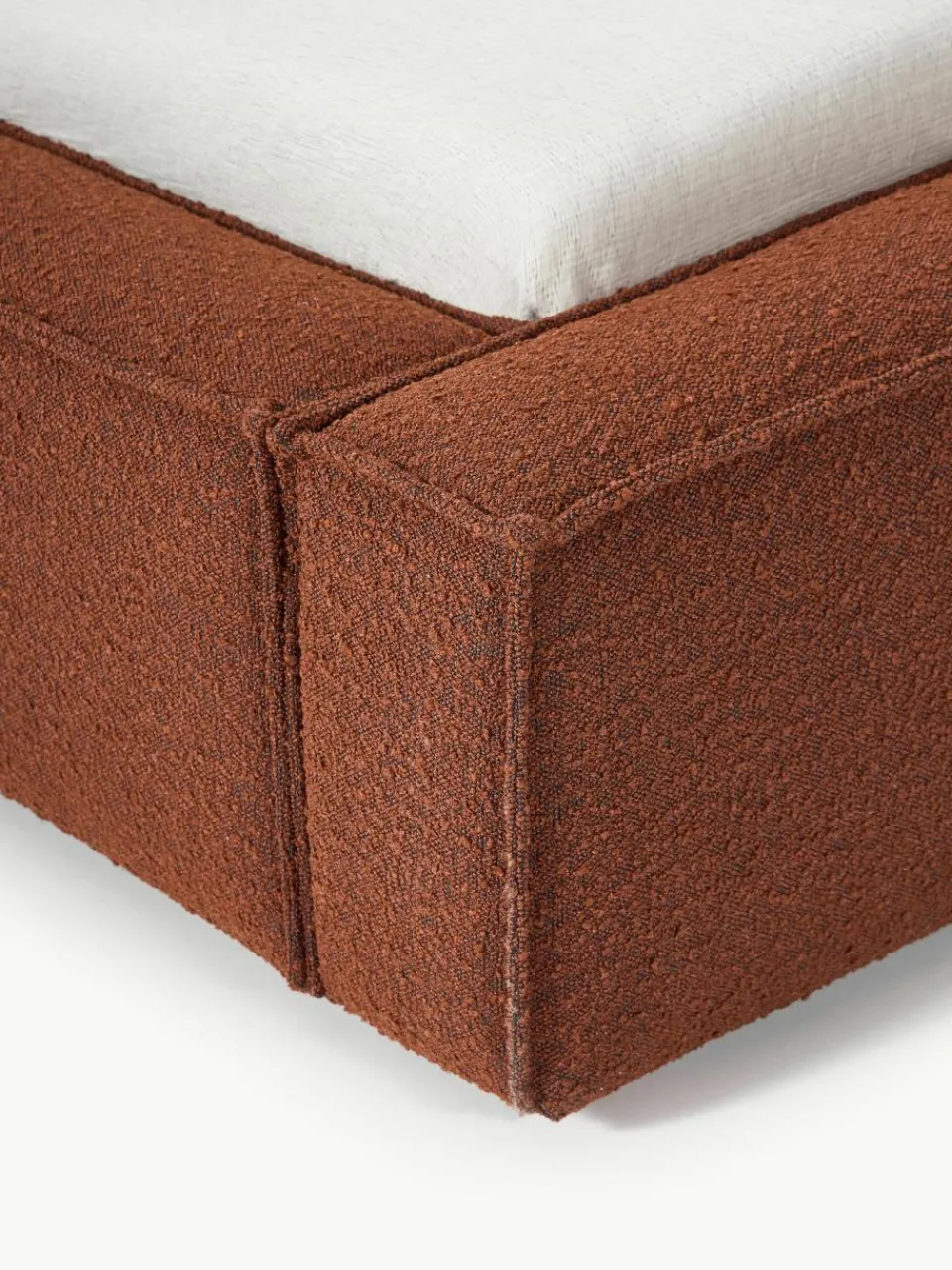 Bouclé gestoffeerd bed Lennon met opbergruimte^Westwing Collection Discount