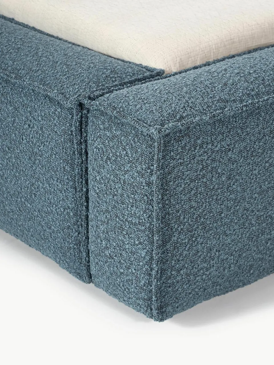 Bouclé gestoffeerd bed Lennon met opbergruimte^Westwing Collection New