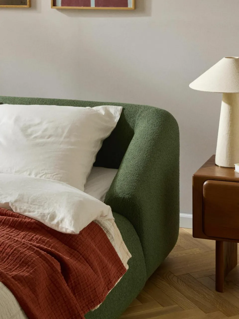 Bouclé gestoffeerd bed Sofia^Westwing Collection Online