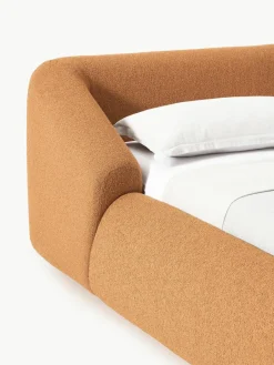 Bouclé gestoffeerd bed Sofia^Westwing Collection Clearance