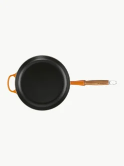 Braadpan Signature Collection uit gietijzer met houten handvat^LE CREUSET Hot