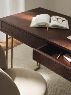 Bureau Luca van mangohout met visgraat-patroon^Westwing Collection Online