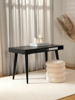 Bureau Tova van massief hout met lades^Westwing Collection Best