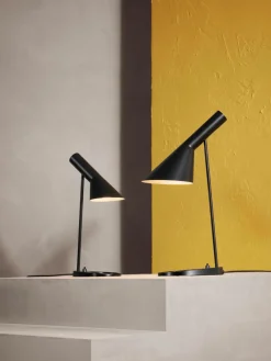 Bureaulamp AJ, in verschillende formaten^Louis Poulsen Clearance