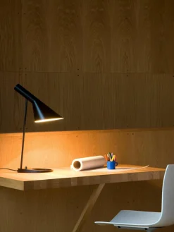 Bureaulamp AJ, in verschillende formaten^Louis Poulsen Clearance