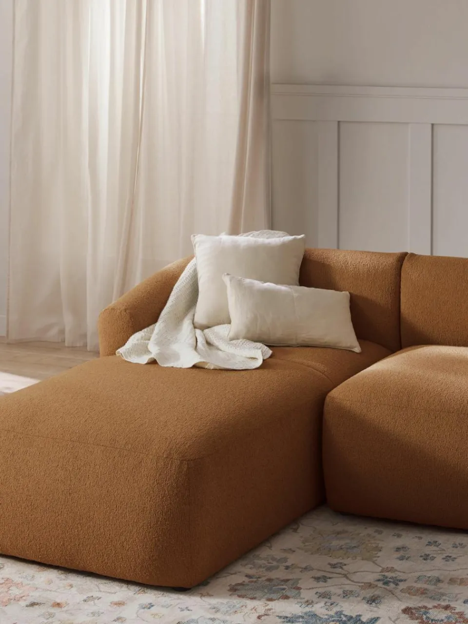 Chaise longue hoekmodule Sofia uit bouclé^Westwing Collection Clearance