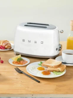 Compacte broodrooster 50's Style^Smeg Outlet
