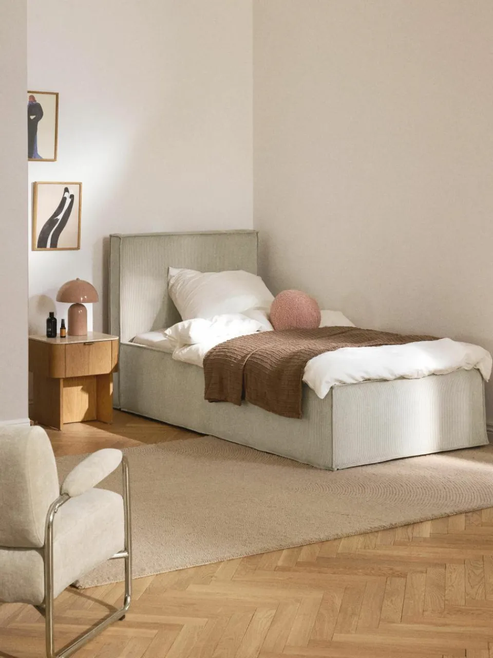 Corduroy eenpersoonsbed Dream met opbergruimte^Westwing Collection Hot