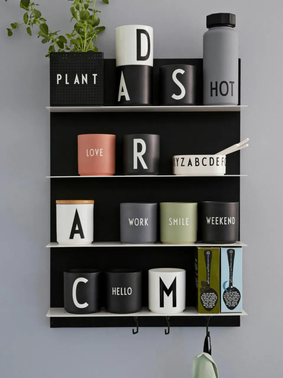 Design beker Favourite WORK met opschrift^DESIGN LETTERS Clearance