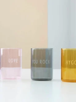 Designer waterglas Favourite LOVE met opschrift^DESIGN LETTERS Online