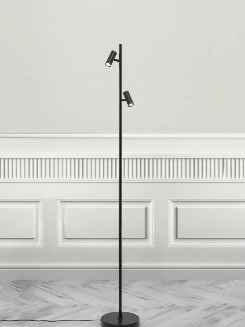Dimbare LED leeslamp Omari^Westwing New