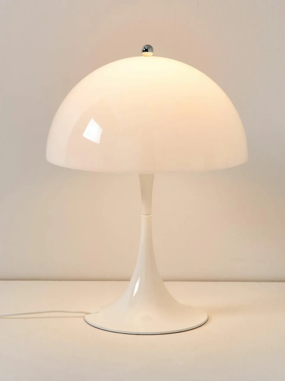 Dimbare LED tafellamp Panthella met timerfunctie, H 34 cm^Louis Poulsen New