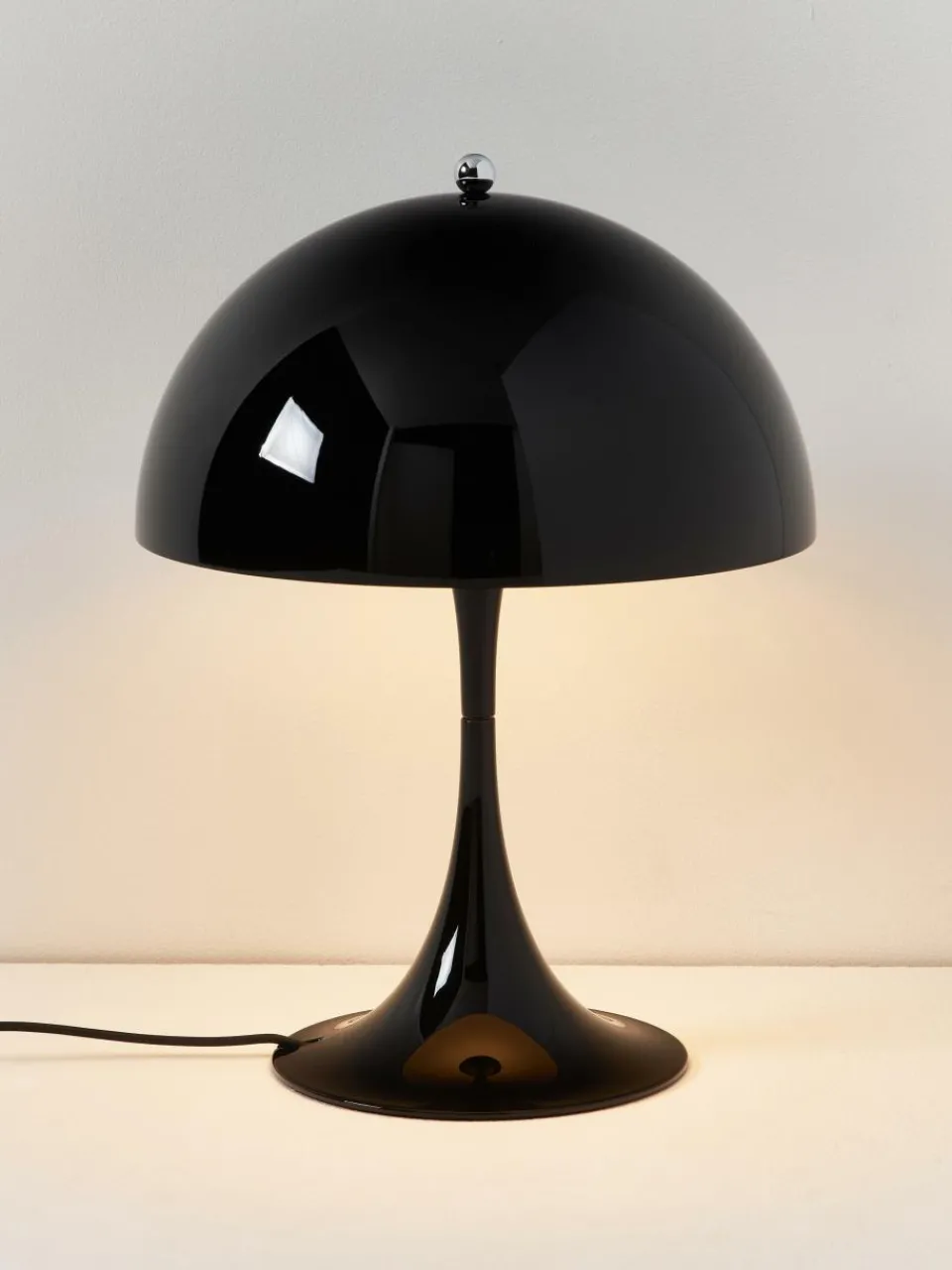 Dimbare LED tafellamp Panthella met timerfunctie, H 34 cm^Louis Poulsen New