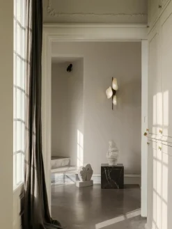 Dimbare LED wandlamp Florii^Nuura Outlet