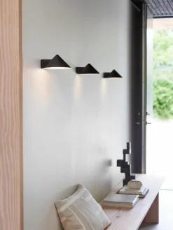 Dimbare LED wandlamp Grasp^Frandsen New