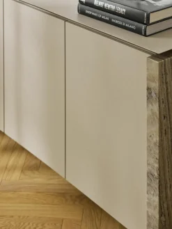 Dressoir Bruce van marmer en metaal^Westwing Collection Fashion