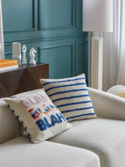 Dubbelzijdige kussenhoes Blah Blah met geborduurde opschrift^Westwing Collection Outlet