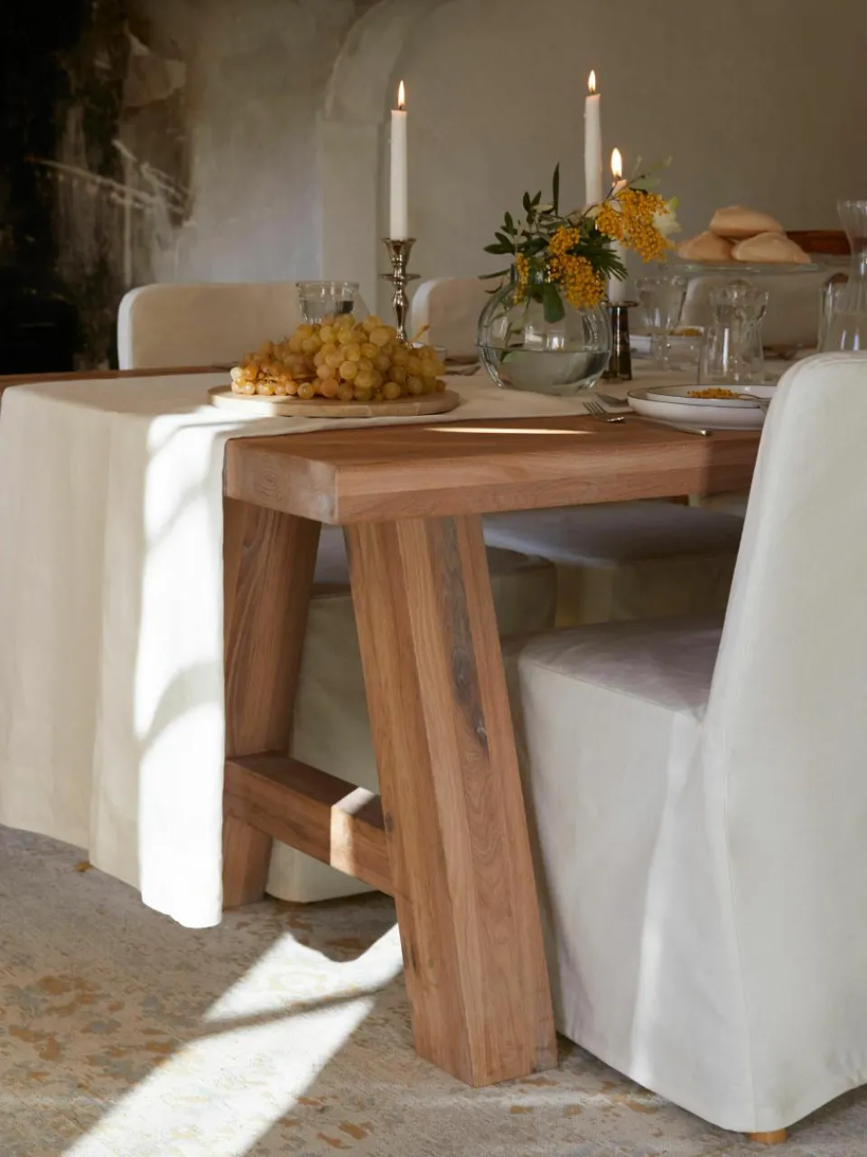 Eettafel Ashton van eikenhout, in verschillende formaten^Westwing Collection Hot