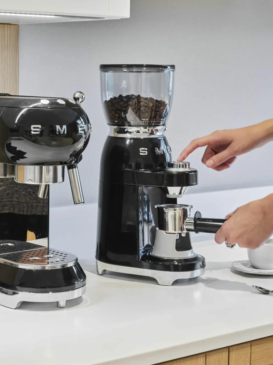 Elektrische koffiemolen 50's Style^Smeg Best