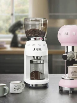 Elektrische koffiemolen 50's Style^Smeg Sale