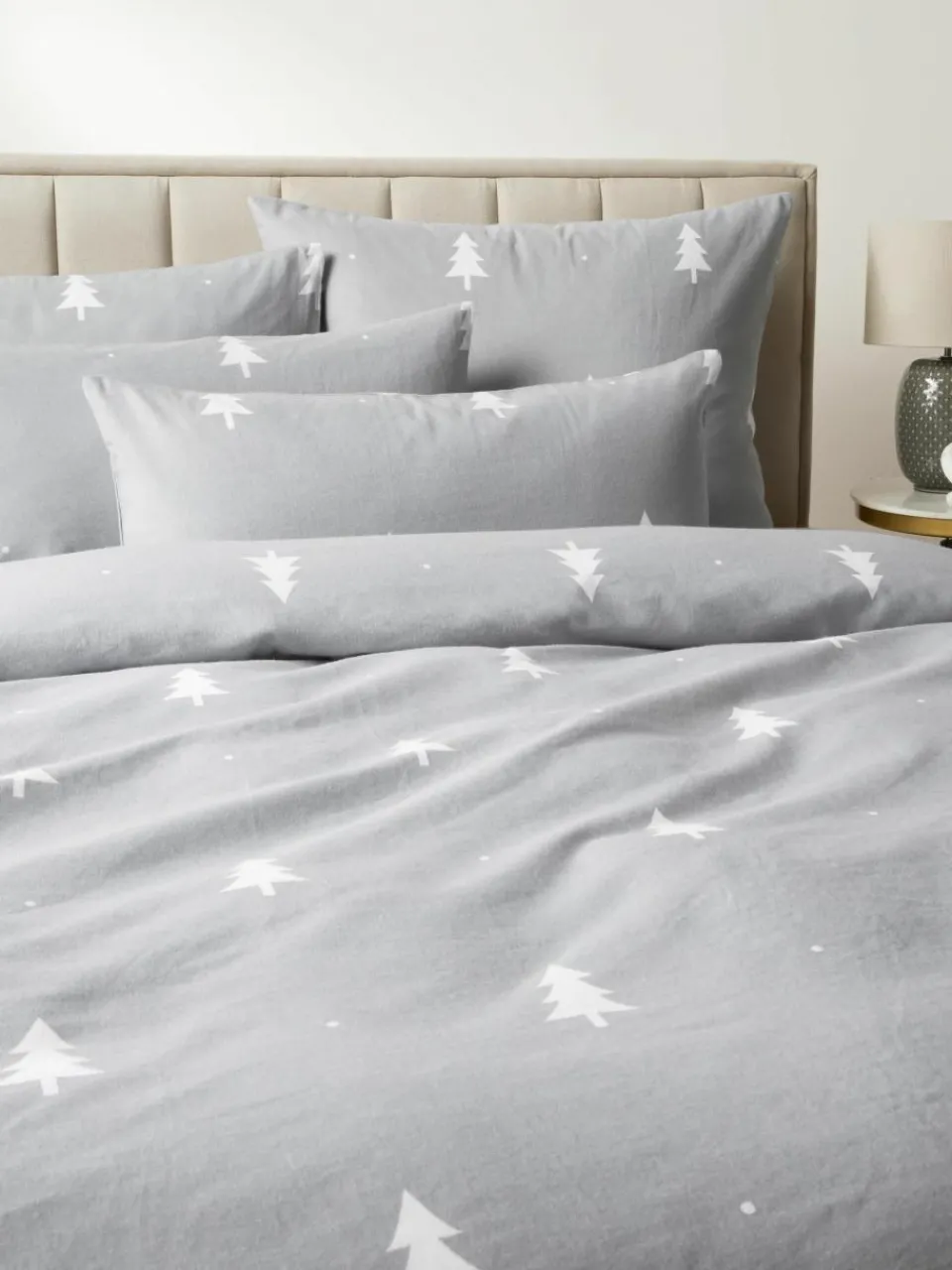Flanellen kussenhoes X-mas Tree met kerstmotief^Westwing Collection Sale