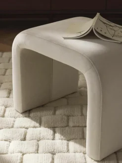 Fluwelen kruk Penelope^Westwing Collection Outlet