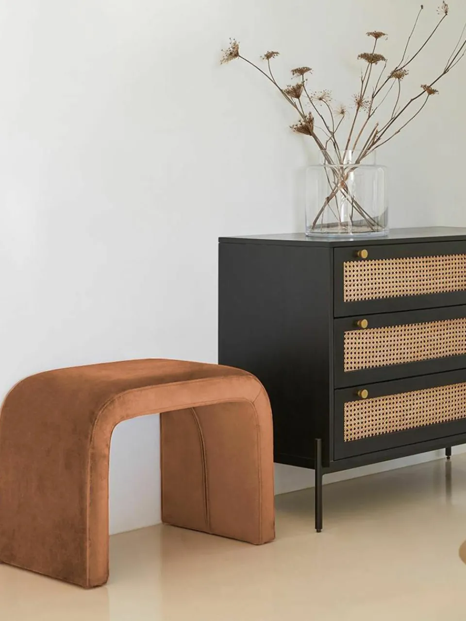 Fluwelen kruk Penelope^Westwing Collection New