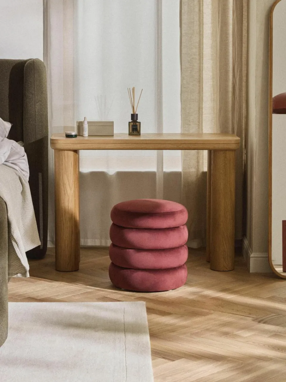 Fluwelen poef Alto met opbergruimte^Westwing Collection Discount