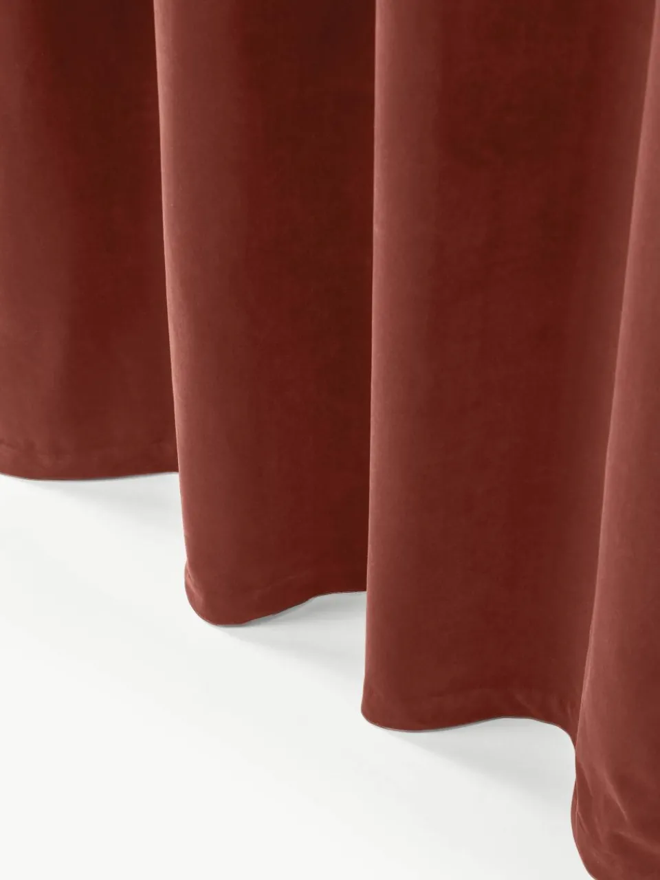 Fluwelen verduisteringsgordijn Rush met oogjes, 2 stuks^Westwing Collection Discount