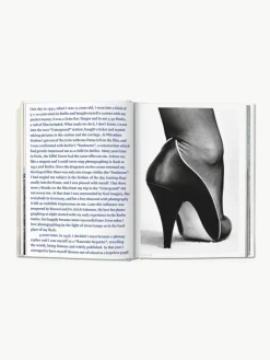 Fotoboek Helmut Newton - Baby Sumo met boekenstandaard^Westwing Discount