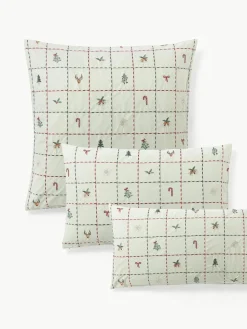 Geborduurd katoenen perkal kussensloop Rudy met kerstmotieven^Westwing Collection Clearance