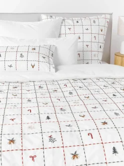 Geborduurd kussenhoes Rudy van perkalkatoen met kerstmotieven^Westwing Collection New