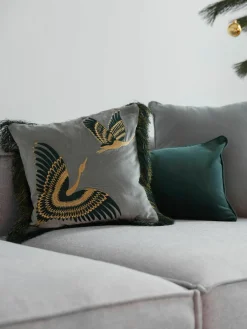 Geborduurde fluwelen kussenhoes Onyx met franjes^Westwing Collection Clearance