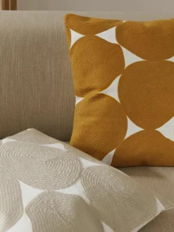 Geborduurde katoenen kussenhoes Bardia^Westwing Collection Hot