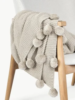 Gebreide plaid Molly met pompoms^Westwing Collection Best