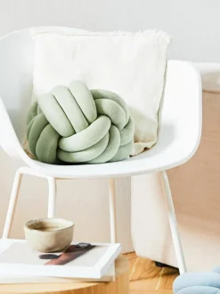Geknoopt kussen Twist^Westwing Collection Clearance