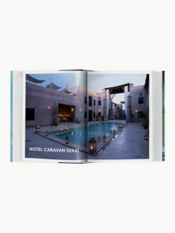 Geïllustreerd boek Living in Morocco^Westwing Outlet