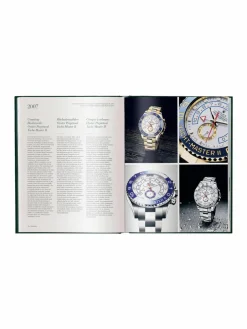 Geïllustreerd boek The Watch Book Rolex - 3rd updated and extended edition^teNeues Best