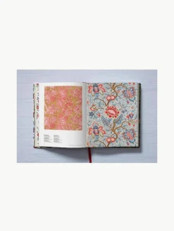 Geïllustreerde boeken The Book of Printed Fabrics. From the 16th century until today, set van 2^Westwing New