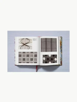 Geïllustreerde boeken The Book of Printed Fabrics. From the 16th century until today, set van 2^Westwing New