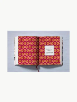 Geïllustreerde boeken The Book of Printed Fabrics. From the 16th century until today, set van 2^Westwing New