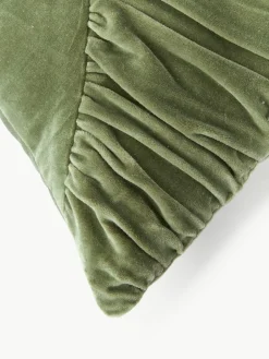 Geruffeld fluwelen kussen Vada^Westwing Collection New