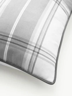 Geruit perkal katoenen kussensloop Scarlet^Westwing Collection Clearance