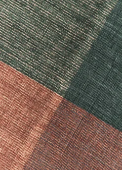 Geruit wollen vloerkleed Bliss met franjes^Westwing Collection New