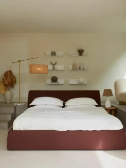 Gestoffeerd bed Cloud met opbergruimte^Westwing Collection Hot