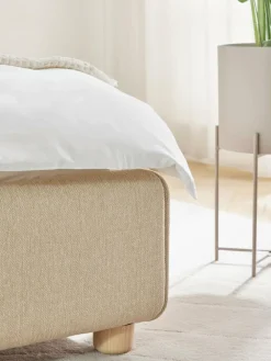 Gestoffeerd bed Ebba met opbergruimte^Westwing Collection Discount