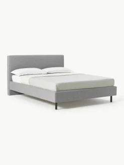 Gestoffeerd bed Giulia met houten poten^Westwing Collection Outlet