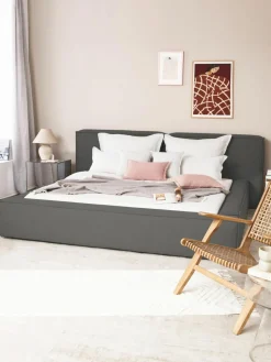 Gestoffeerd bed Lennon met opbergruimte^Westwing Collection Online